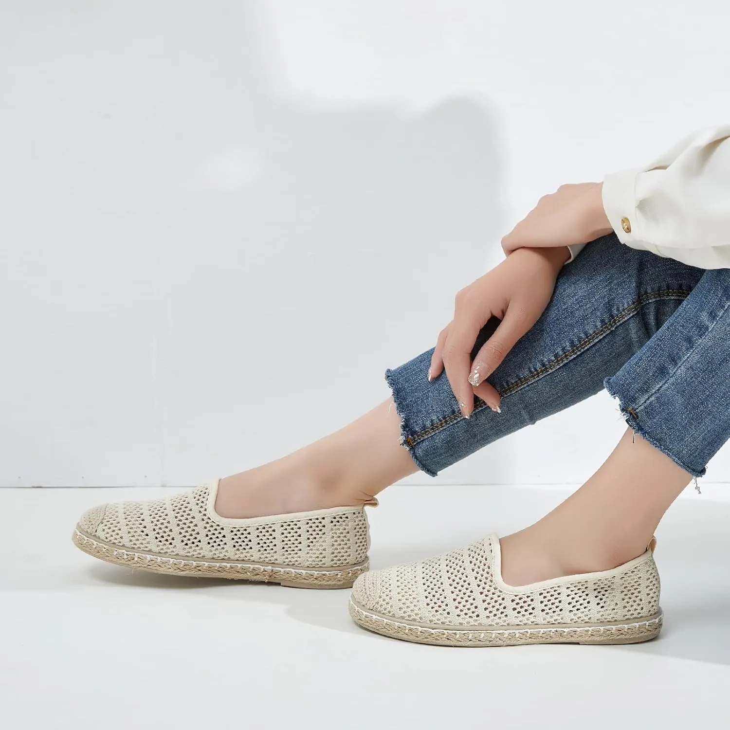 BABUDOG Women's Breathable Mesh Flats Shoes, Soft Loafers Flats, White Slip on Shoes Loafer