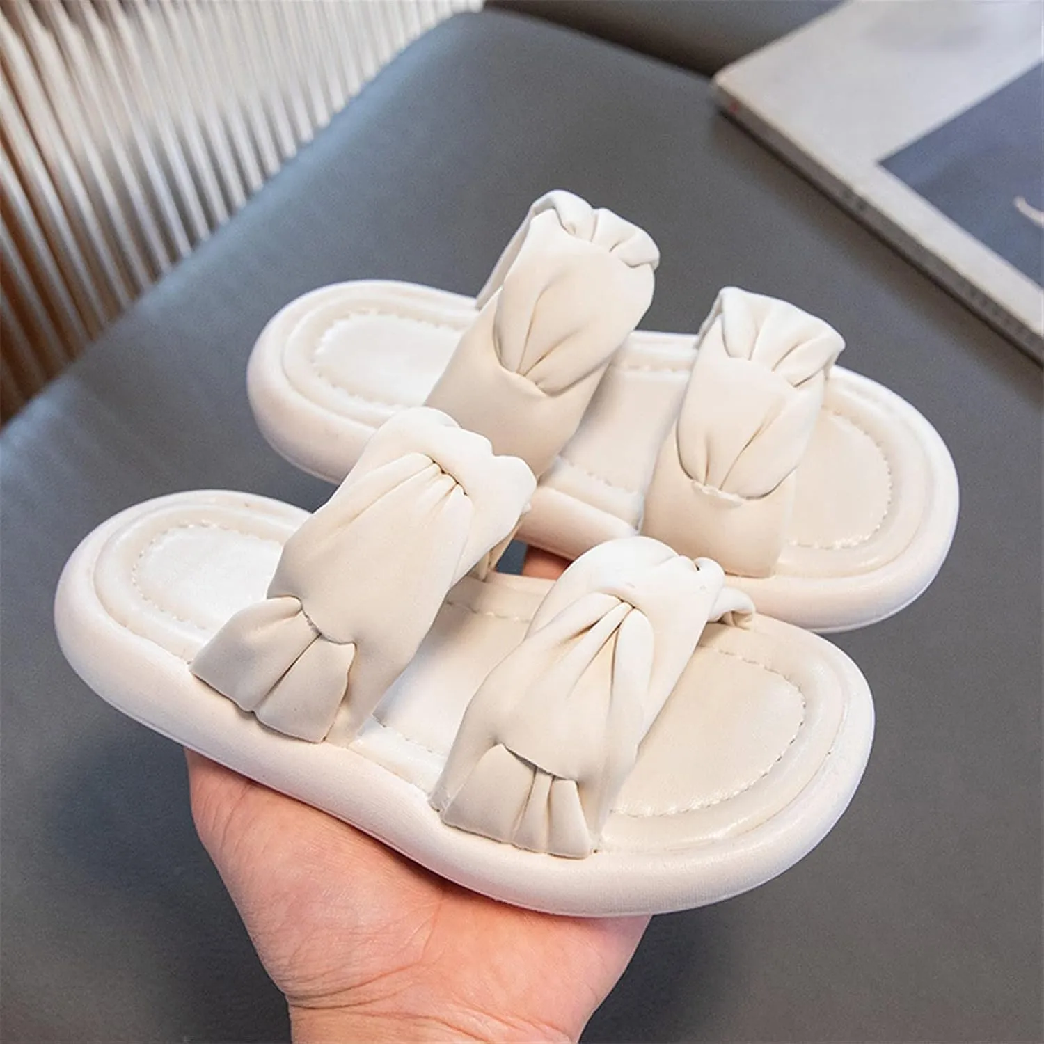 Beach Slippers Summer Sliders Sandals Open Toe Soft Slippers Bathroom Pool Shower Anti-Slip Shoes Flip Flops