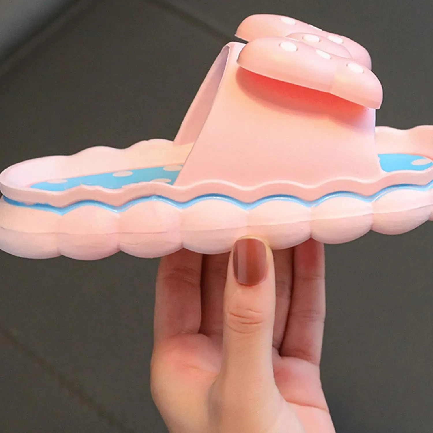 Girls Beach Slippers Cute Dot Print Sliders with Bow Summer Sliders Sandals Open Toe Soft Slippers for Bathroom Pool