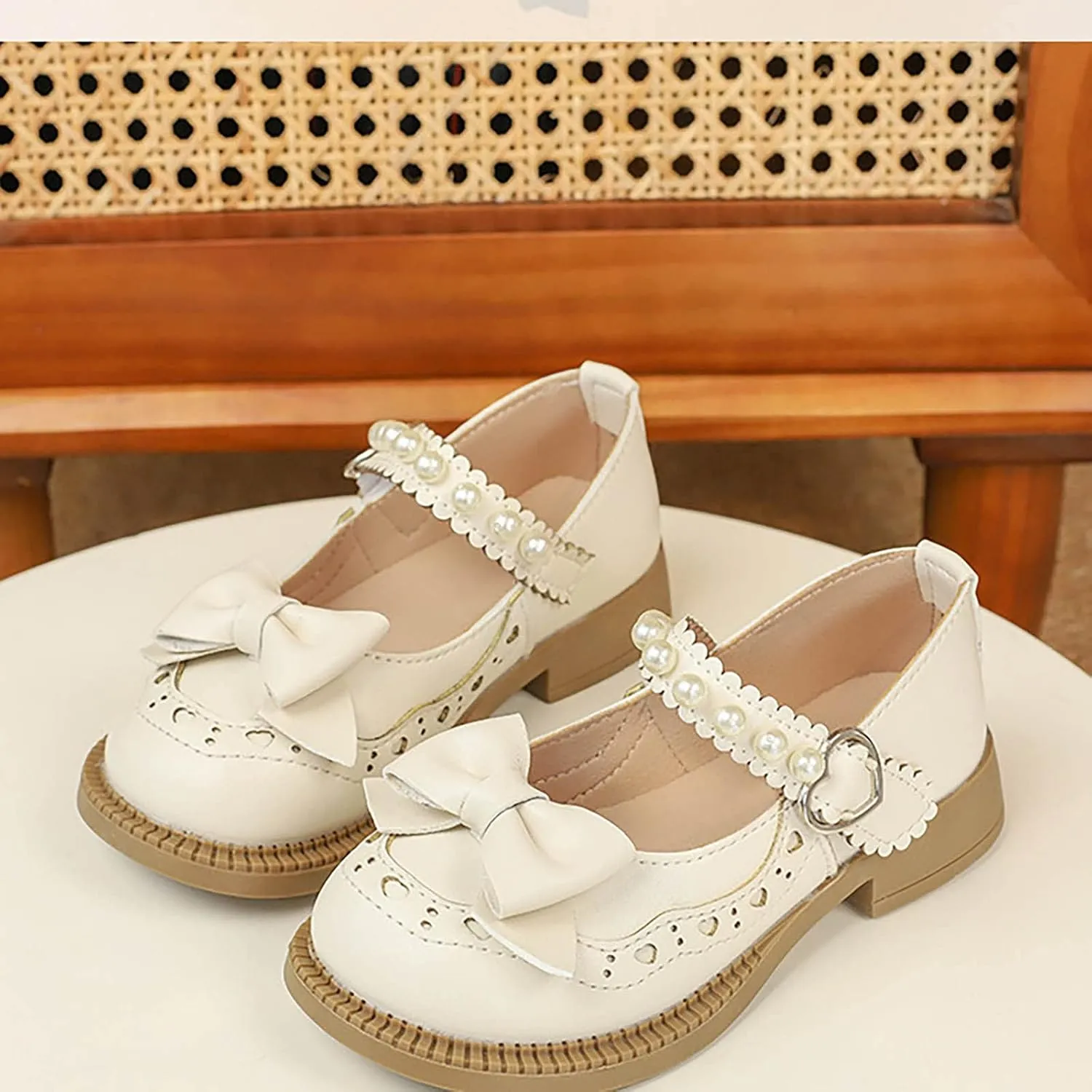 Girls Closed Toe Mary Jane Shoes Toddler Flower Girl Dress Shoes Pearls Bow Low Heels for Party School Uniform Shoes