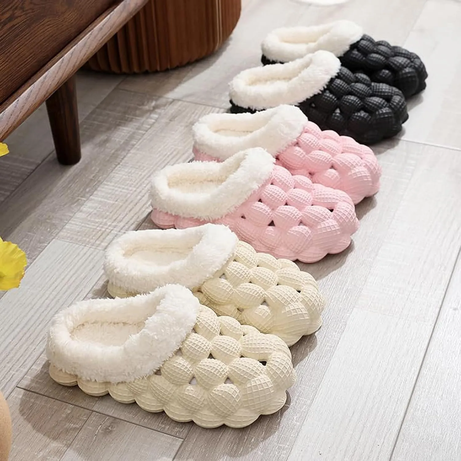 GUNIYIFS Womens Slippers Bubble Slides with Fur,funny slippers for men Non-slip Massage Soft Slippers Shoes Indoor Outdoor