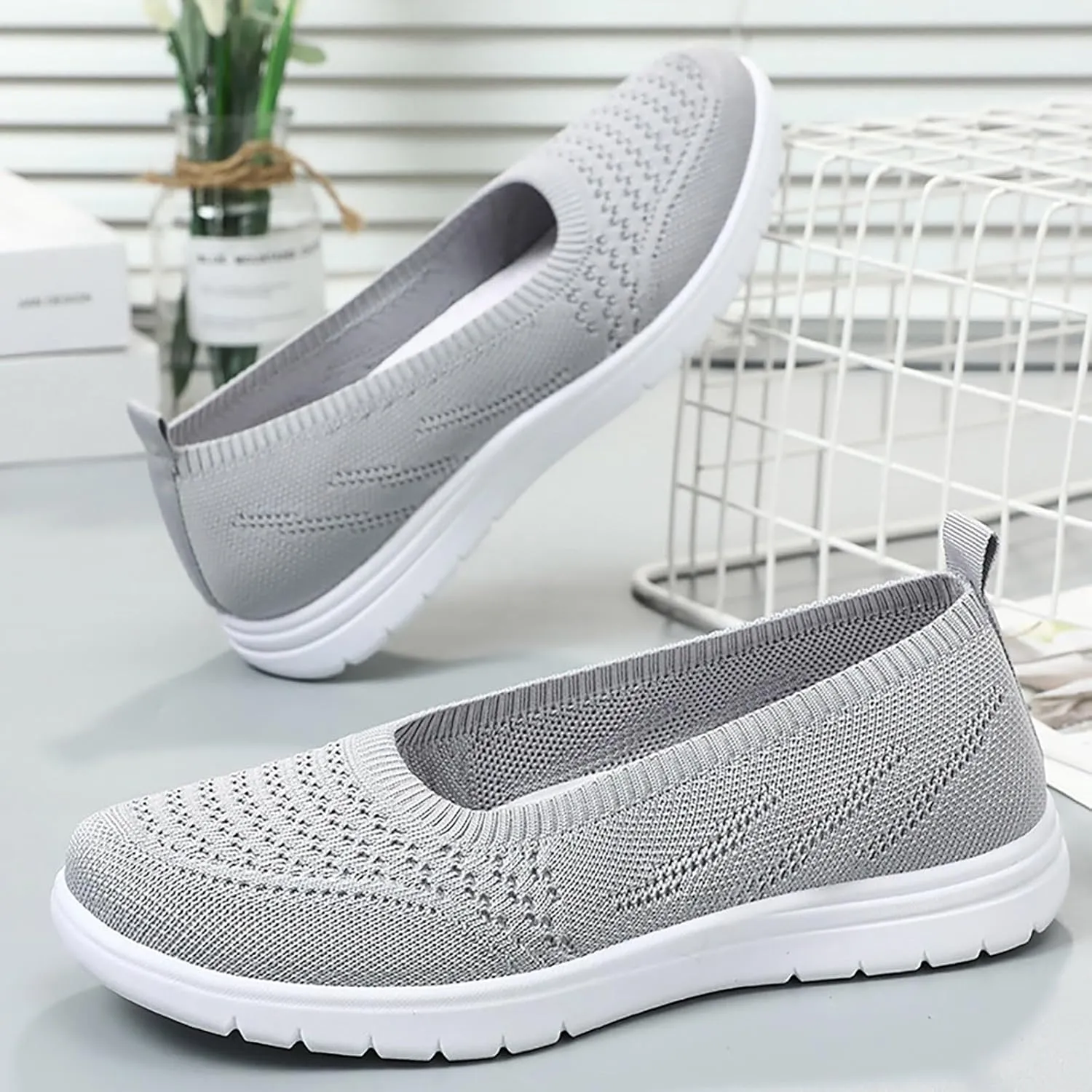 Women Flat Shoes Soft Orthopedic Shoes Round Toe Breathable Go Walking Slip On Casual Shoes Walking Dress Shoes Canvas