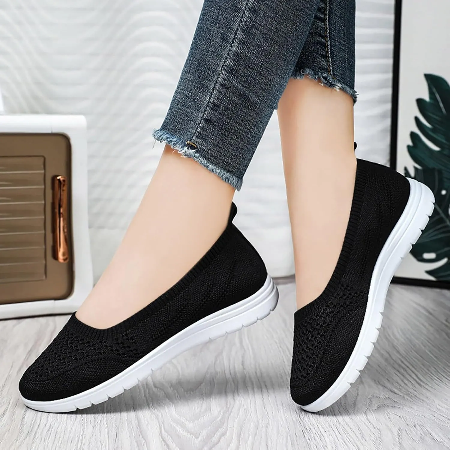 Women Flat Shoes Soft Orthopedic Shoes Round Toe Breathable Go Walking Slip On Casual Shoes Walking Dress Shoes Canvas